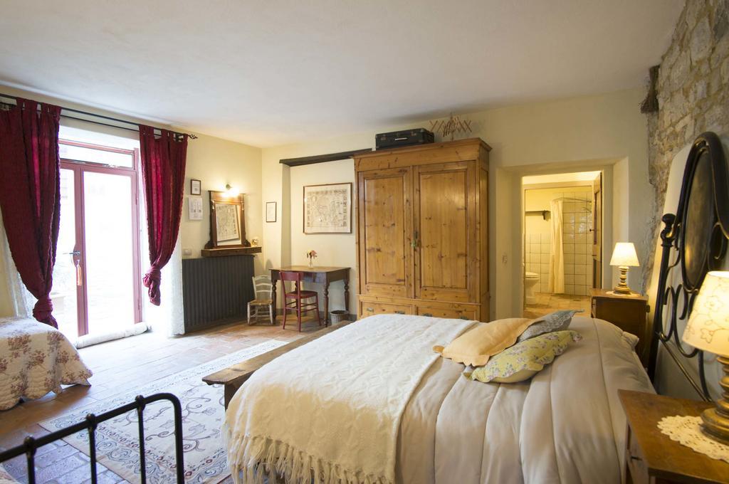אימפרונטה Il Vichiaccio Country House מראה חיצוני תמונה